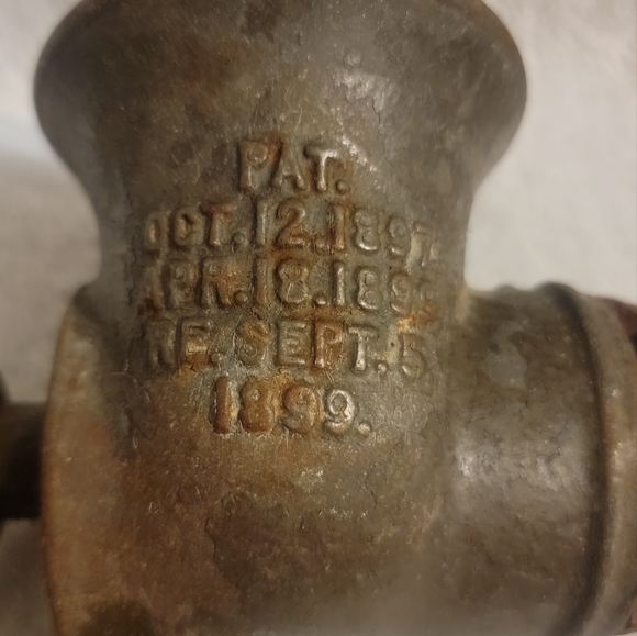 Vintage 1899 LF&C No.2 Universal Food Chopper - Picture 5 of 6